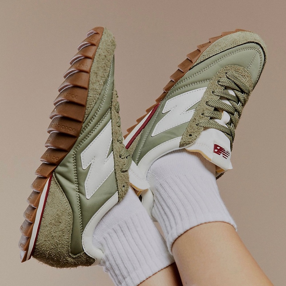 BNWT New Balance Rc30 Sneakers - Size 9 Women's / 7.5 Men's in Color True Camo